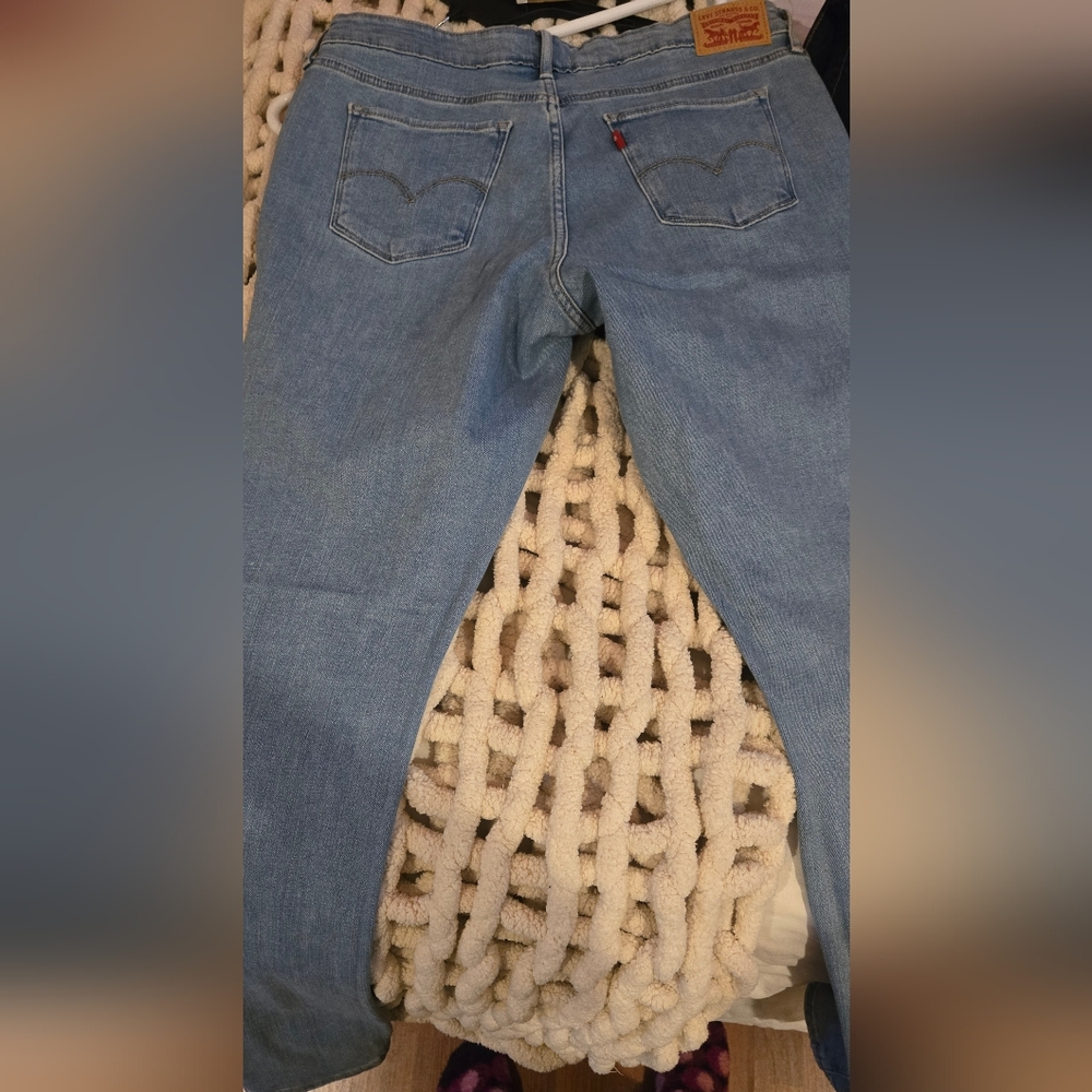 jeans - Picture 2 of 3